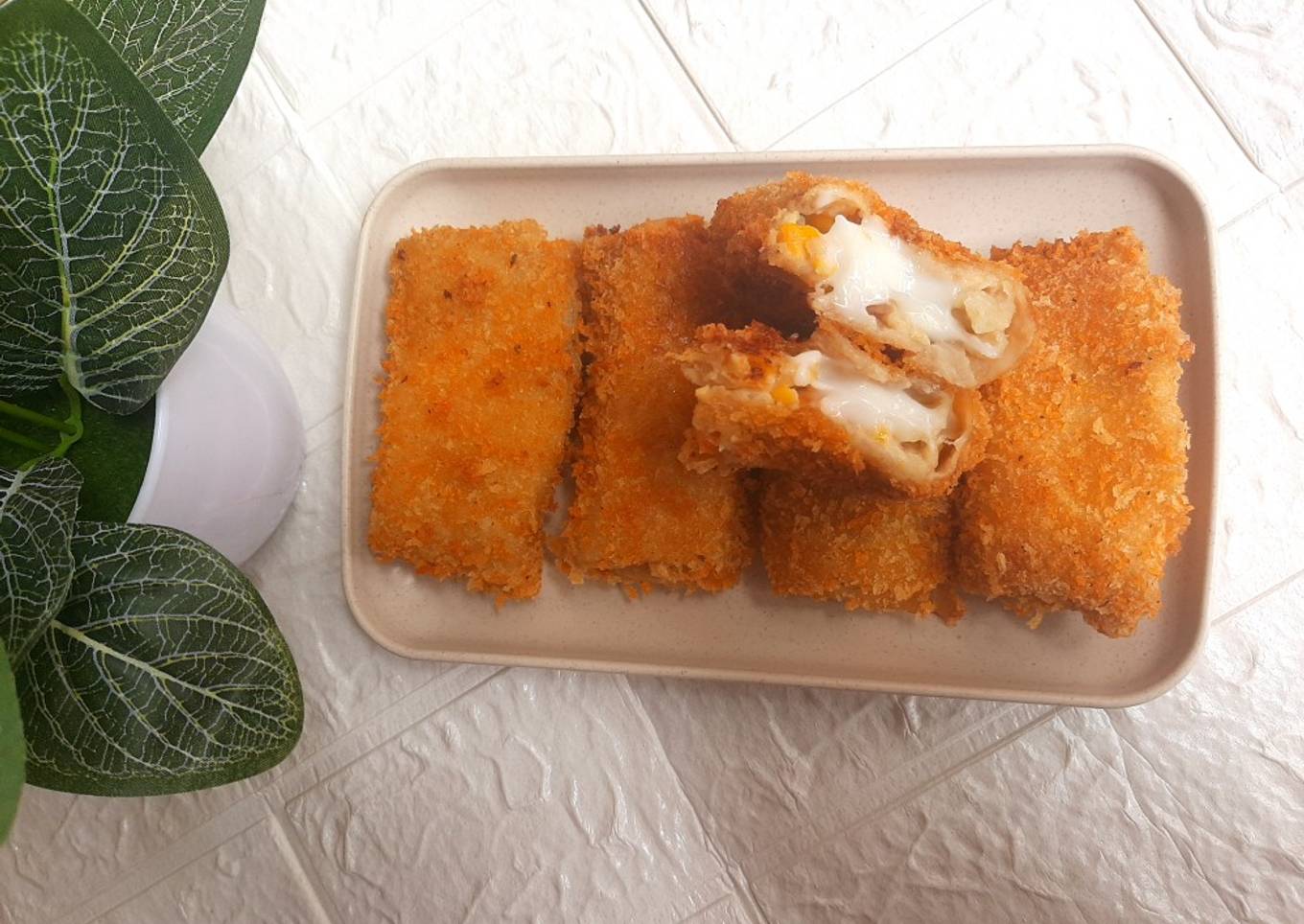 Risoles Rogout sayur sosis creamy