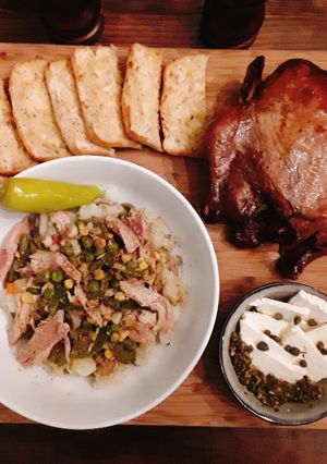 A picture of Moroccan Smoked chicken and vegetables.