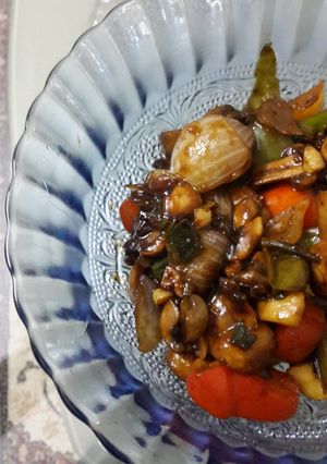 A picture of Chilli mushroom.
