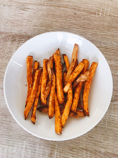 Una foto de Bastones de camote 🍠 en air fryer