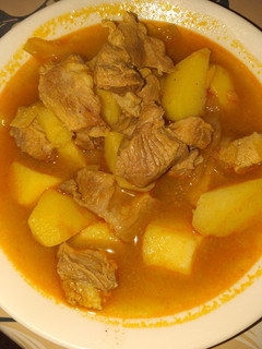 Una foto de Guiso de patatas y carne