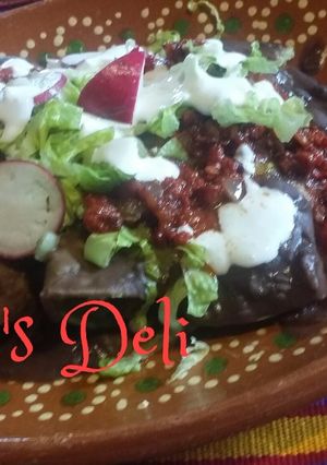 Una foto de Enfrijoladas con chorizo ranchero (soya)