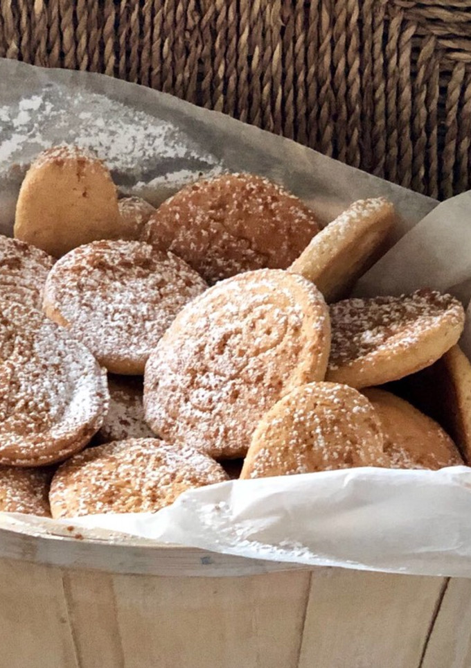 Una foto de Galletas de mantequilla y vainilla en thermomix para 6º cumplemés de Mateo 🎂👶🏼