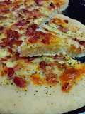 Pizza "cacio e ova" alla romana