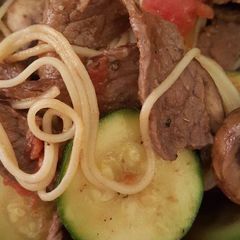 A picture of Angel Hair Pasta with Beef & Veggies.