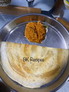 வெங்காய சட்னி(vengaya chutni recipe in tamil) செய்முறை முக்கிய புகைப்படம்