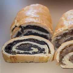 A picture of Walnutty Rolls.