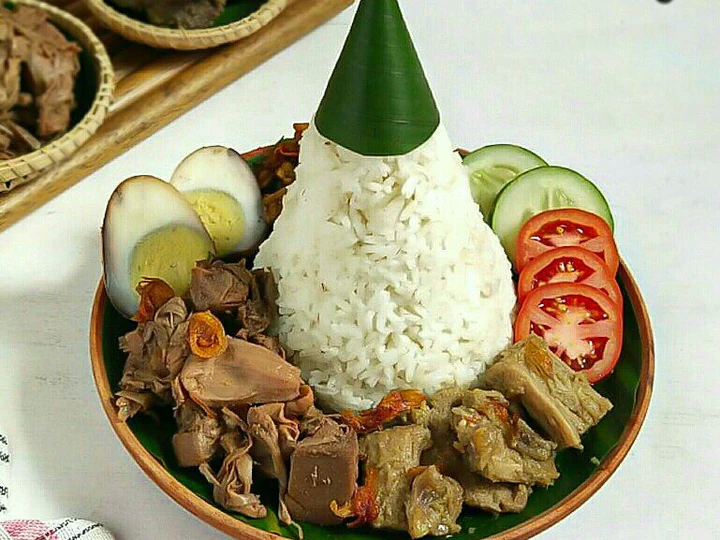 Langkah Mudah untuk Menyiapkan Resep Tumpeng Mini Nasi Gudeg yang Enak Banget Anti Ribet, Bisa Manjain Lidah