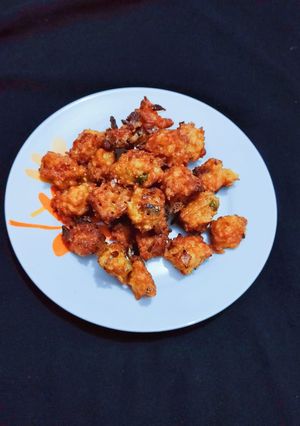 कुरकुरी प्याज़ (kurkuri pyaz recipe in Hindi) रेसिपी मुख्य फोटो