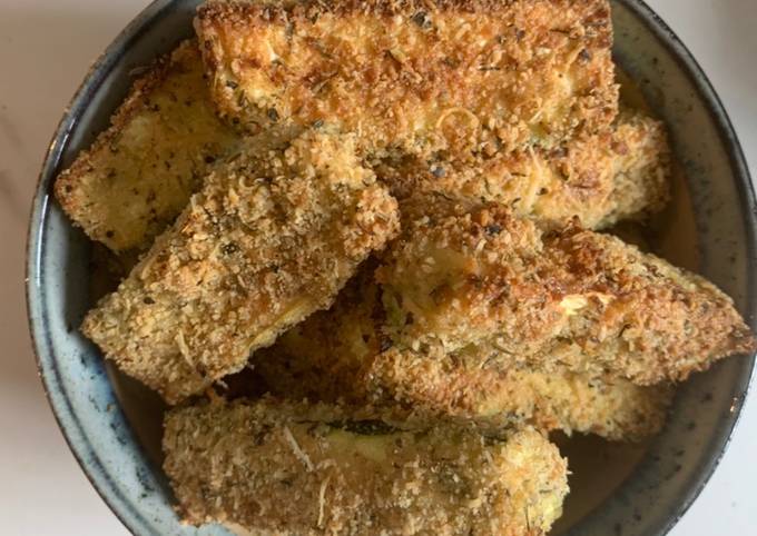 Baked  Zucchini / Courgette Fries / Chips  #paleo #vegetarian #quick #healthy