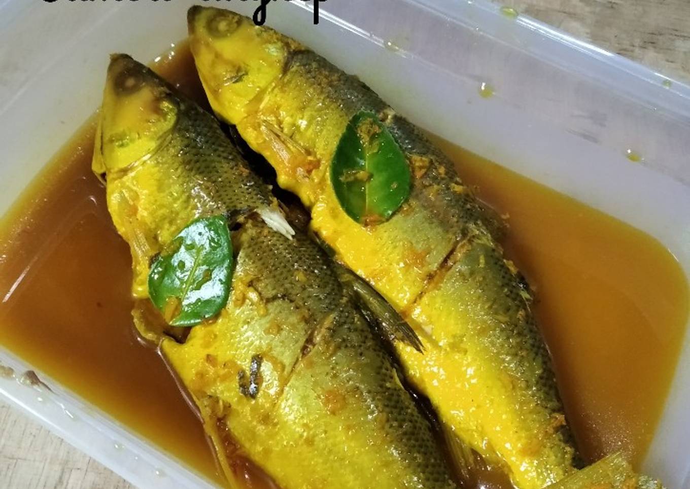 *Ikan Goreng Bumbu Ungkep*