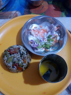 ஃப்ரை ரைஸ் தயிர் பச்சடி செய்முறை முக்கிய புகைப்படம்
