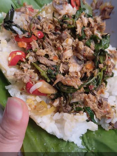 Foto resep Nasi Bakar Suwir Ikan Tonkol