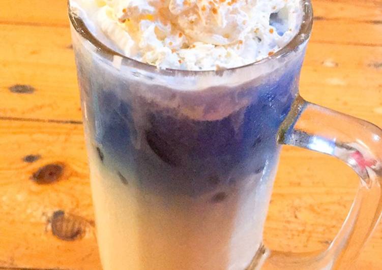 Resep Butterfly Pea Milk with Whipped Cream Jadi, Lezat