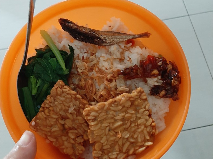 Resep: Nasi liwet sederhana Rumahan