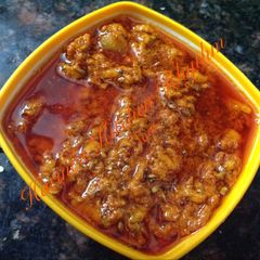 A picture of Sogi (temporary mango pickle in gingelly powder).
