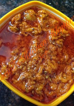 A picture of Sogi (temporary mango pickle in gingelly powder).