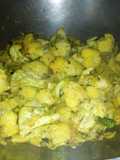 ফুলকপি ডাটা সহ ভাজি