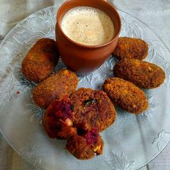 A picture of Beetroot cutlet / Vegetable chop.