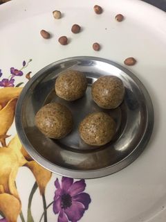 டேட்ஸ் ட்ரைப்ருட் பீனட் லட்டு செய்முறை முக்கிய புகைப்படம்