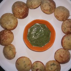 A picture of Besan Appe.