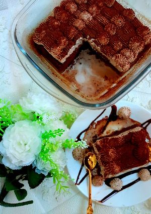 A picture of Chocolate tres leche.