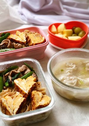 蔥爆里肌肉便當 的食譜成品照片