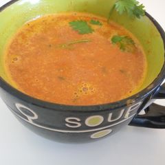 A picture of Classic Chicken Soup.