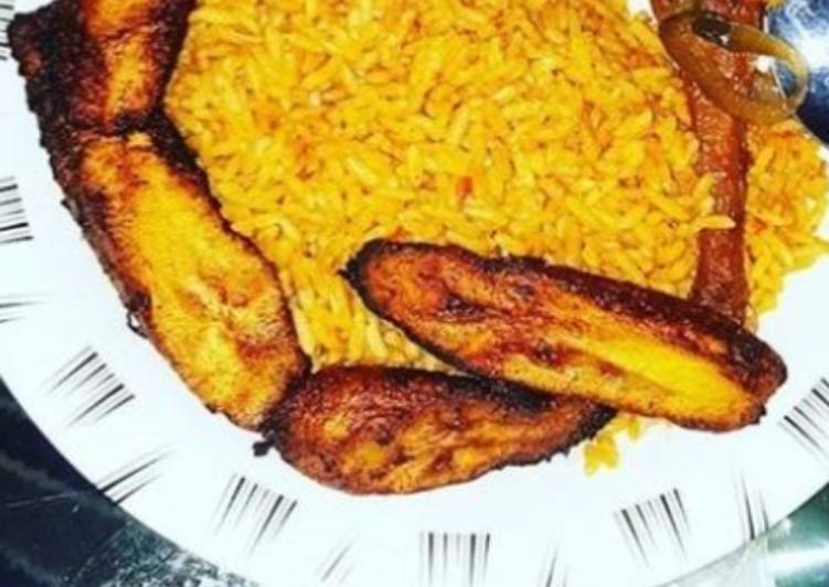 Recipe: Tasty Jollof rice n fried plantain This is A Recipe That Has Been Tested  From Best My Grandma's Recipe !!