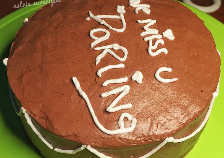 Moist chocolate cake