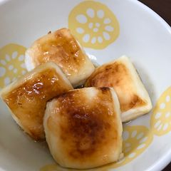 A picture of Agedashi hanpen (Fried Hanpen    ).