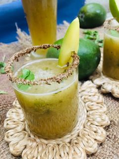 આમ પન્ના (Aam Panna Recipe In Gujarati) રેસીપી મુખ્ય ફોટો