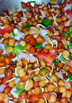 চটপটা ছোলা মাখা(chotpota chola makha recipe in Bengali) রেসিপির প্রধান ছবি