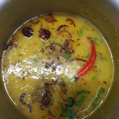 A picture of Moong Daal.