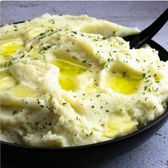 A picture of Ninja foodi mashed potatoes.
