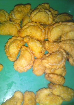 Foto resep Pastel Mini isi Abon 🍰