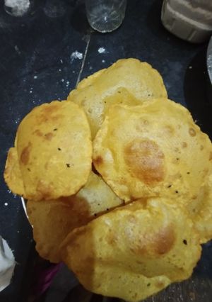 বেসান এর মসলাদার পুরি (besaner masladar puri recipe in Bengali) রেসিপির প্রধান ছবি