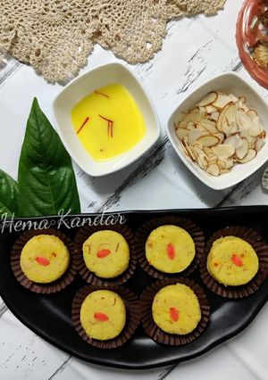 કેસર સંદેશ (Kesar Sandesh Recipe In Gujarati) રેસીપી મુખ્ય ફોટો