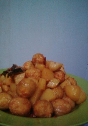 Foto resep Sambel goreng kentang dan telor puyuh
