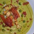 Crema de guisantes con jamón crujiente