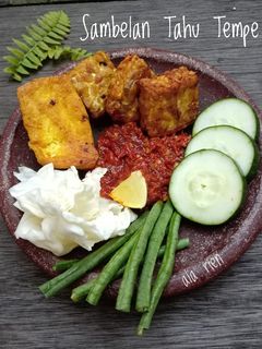 Foto resep Sambelan Tahu Tempe Lalapan