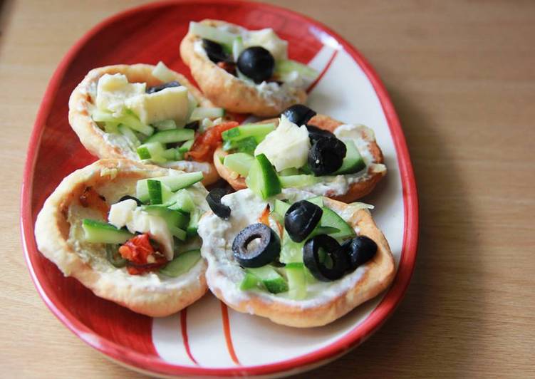 Steps to Make Ultimate Cheesy Bread Bowls