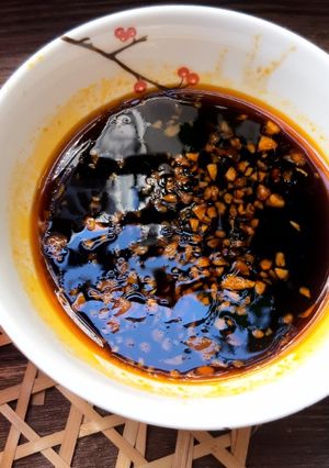 Hình của món Nước sốt bánh tráng trộn.