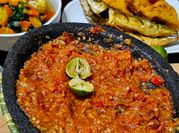 Gambar sambal terasi jeruk sonkit