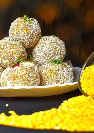 ডালের লাড্ডু (Daler ladoo recipe in Bengali) রেসিপির প্রধান ছবি