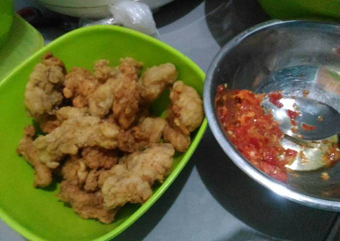 Ayam Krispi + Sambal Bawang (Ayam Geprek)