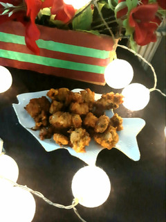 A picture of Rice pakoras.