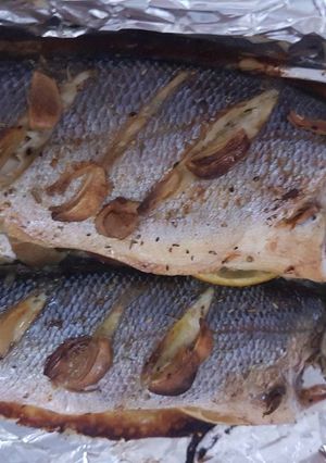 A picture of Grilled Sea bass with lemon grass.