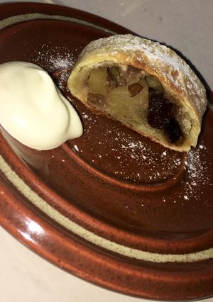 Una foto de Strudel de manzana