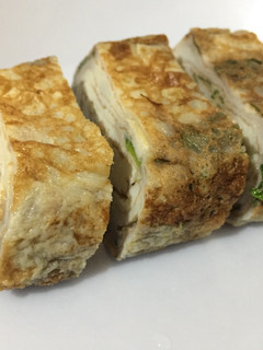 A picture of Japanese rolled omelette.